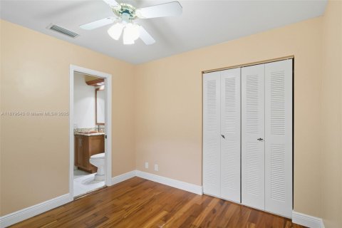 Casa en venta en Fort Lauderdale, Florida, 3 dormitorios, 117.06 m2 № 1921768 - foto 23