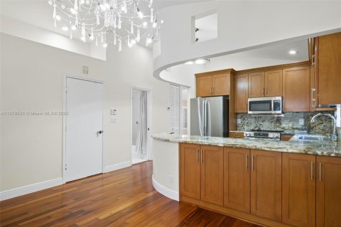 Casa en venta en Fort Lauderdale, Florida, 3 dormitorios, 117.06 m2 № 1921768 - foto 17