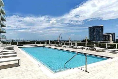 Condominio en venta en Miami, Florida, 2 dormitorios, 88.35 m2 № 2149255 - foto 23