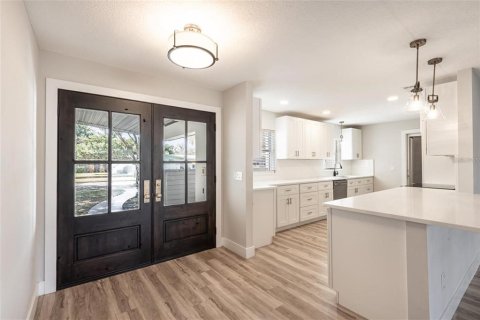 Villa ou maison à louer à Winter Park, Floride: 3 chambres, 156.08 m2 № 2114088 - photo 2