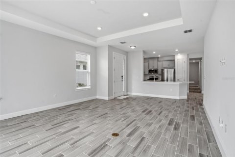 House in Wesley Chapel, Florida 3 bedrooms, 178.93 sq.m. № 2208856 - photo 3