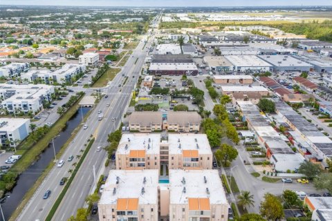 Купить кондоминиум в Хайалиа, Флорида 2 спальни, 101.73м2, № 1965870 - фото 22