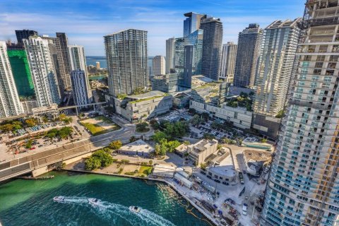 Condo in Miami, Florida, 2 bedrooms  № 1996085 - photo 21