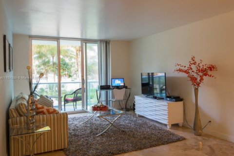 Condominio en venta en Hollywood, Florida, 1 dormitorio, 81.2 m2 № 1985088 - foto 6