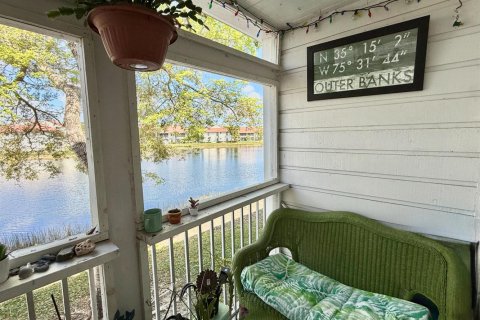 Condo in Palm Beach Gardens, Florida, 2 bedrooms  № 2083186 - photo 8