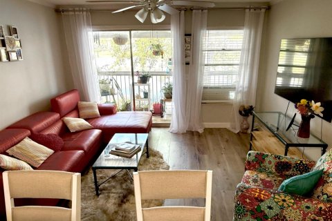 Condo in Palm Beach Gardens, Florida, 2 bedrooms  № 2083186 - photo 5