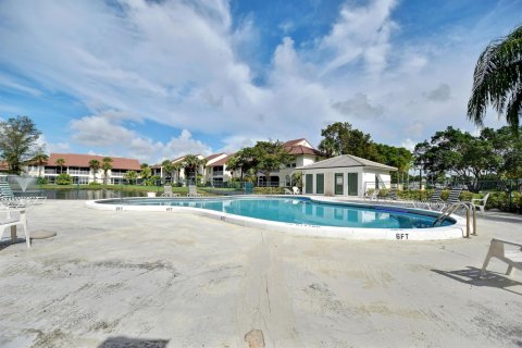 Condo in Palm Beach Gardens, Florida, 2 bedrooms  № 2083186 - photo 20
