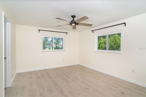 Villa ou maison à vendre à Port Charlotte, Floride: 3 chambres, 140.75 m2 № 1743036 - photo 16