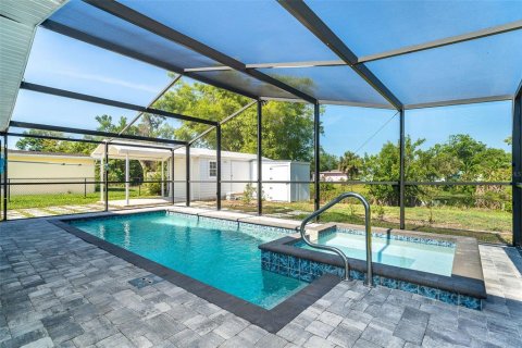 Villa ou maison à vendre à Port Charlotte, Floride: 3 chambres, 140.75 m2 № 1743036 - photo 26