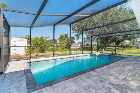 Villa ou maison à vendre à Port Charlotte, Floride: 3 chambres, 140.75 m2 № 1743036 - photo 25