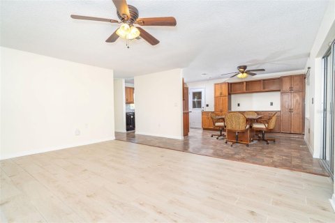 Villa ou maison à vendre à Port Charlotte, Floride: 3 chambres, 140.75 m2 № 1743036 - photo 5