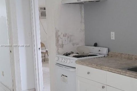 Villa ou maison à Miami, Floride 2 chambres, 92.44 m2 № 2000546