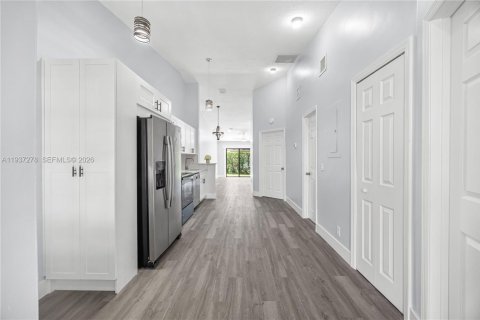 Adosado en alquiler en Sunrise, Florida, 2 dormitorios, 83.52 m2 № 1995130 - foto 15