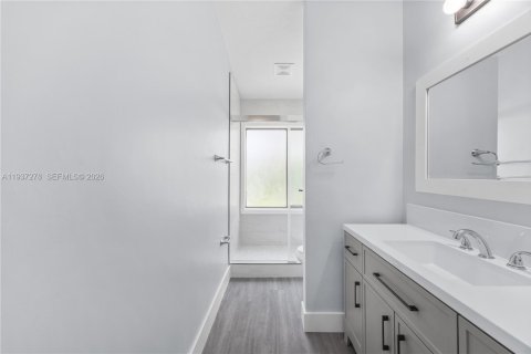 Adosado en alquiler en Sunrise, Florida, 2 dormitorios, 83.52 m2 № 1995130 - foto 19