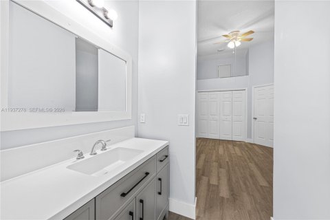 Adosado en alquiler en Sunrise, Florida, 2 dormitorios, 83.52 m2 № 1995130 - foto 21