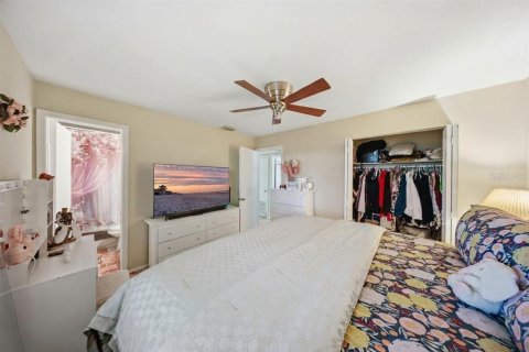 House in Orlando, Florida 3 bedrooms, 101.45 sq.m. № 2310426 - photo 7