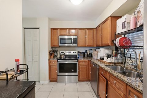 House in Orlando, Florida 3 bedrooms, 101.45 sq.m. № 2310426 - photo 4