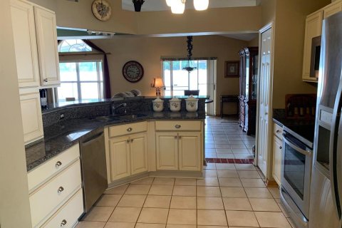 House in Apopka, Florida 3 bedrooms, 166.95 sq.m. № 1681760 - photo 7
