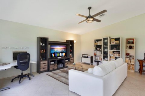 Casa en alquiler en Greenacres, Florida, 3 dormitorios, 222.32 m2 № 1922311 - foto 8