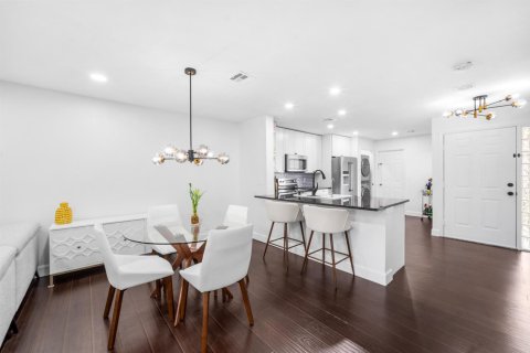 Touwnhouse à vendre à Tamarac, Floride: 2 chambres, 116.87 m2 № 2087430 - photo 18