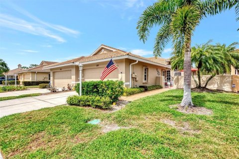 House in Venice, Florida 2 bedrooms, 140.1 sq.m. № 1052151 - photo 3