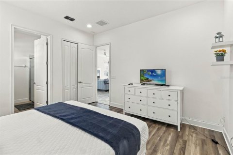 Casa en venta en Kissimmee, Florida, 5 dormitorios, 285.77 m2 № 2384355 - foto 19