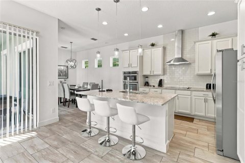 Casa en venta en Kissimmee, Florida, 5 dormitorios, 285.77 m2 № 2384355 - foto 10