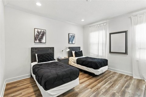 Casa en venta en Kissimmee, Florida, 5 dormitorios, 285.77 m2 № 2384355 - foto 25