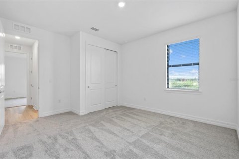 House in North Port, Florida 3 bedrooms, 209.87 sq.m. № 2364812 - photo 4