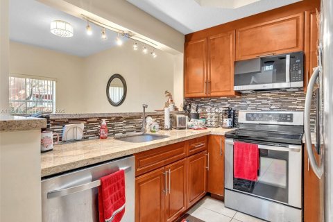 Condominio en venta en Dania Beach, Florida, 3 dormitorios, 129.69 m2 № 1986655 - foto 18