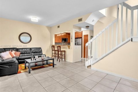 Condominio en venta en Dania Beach, Florida, 3 dormitorios, 129.69 m2 № 1986655 - foto 6