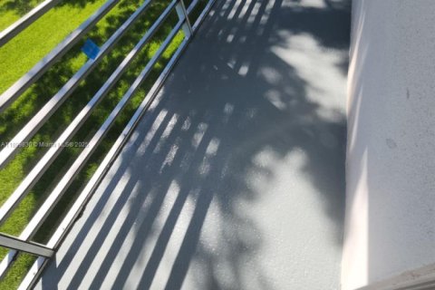 Condo in Boca Raton, Florida, 2 bedrooms  № 1952487 - photo 9