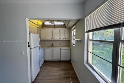 Condo in Boca Raton, Florida, 2 bedrooms  № 1952487 - photo 2