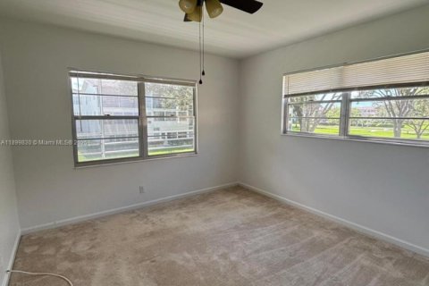 Condo in Boca Raton, Florida, 2 bedrooms  № 1952487 - photo 7