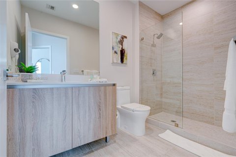 Condo in Miami, Florida, 2 bedrooms  № 2076774 - photo 19
