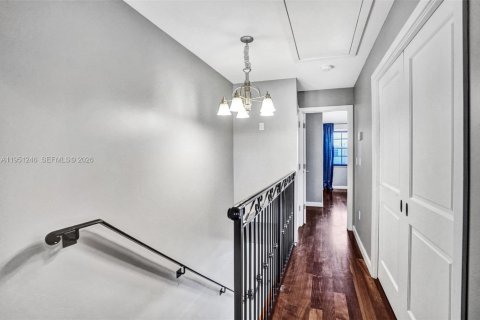 Купить таунхаус в Купер-Сити, Флорида 2 спальни, 116.87м2, № 2029768 - фото 24