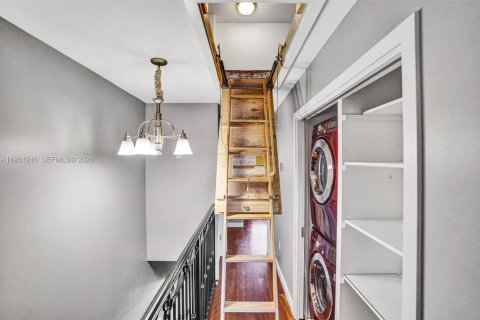 Купить таунхаус в Купер-Сити, Флорида 2 спальни, 116.87м2, № 2029768 - фото 23