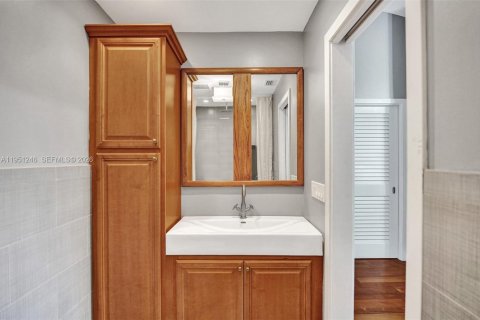 Купить таунхаус в Купер-Сити, Флорида 2 спальни, 116.87м2, № 2029768 - фото 29