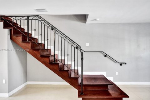 Купить таунхаус в Купер-Сити, Флорида 2 спальни, 116.87м2, № 2029768 - фото 18