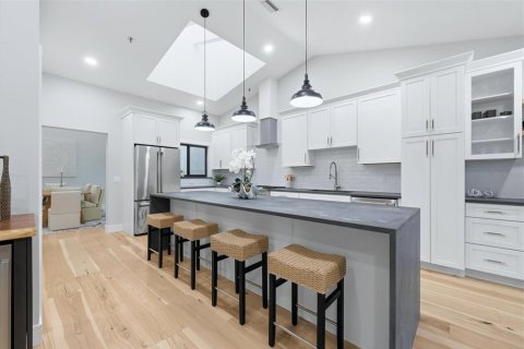 Copropriété à vendre à Longboat Key, Floride: 3 chambres, 204.76 m2 № 2410045 - photo 6