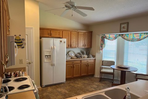 House in Ocala, Florida 2 bedrooms, 171.13 sq.m. № 1807991 - photo 2