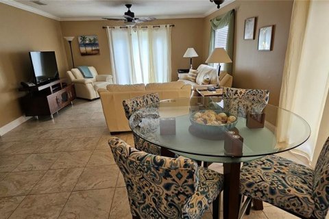 Condominio en alquiler en Saint Petersburg, Florida, 2 dormitorios, 94.57 m2 № 1918593 - foto 9