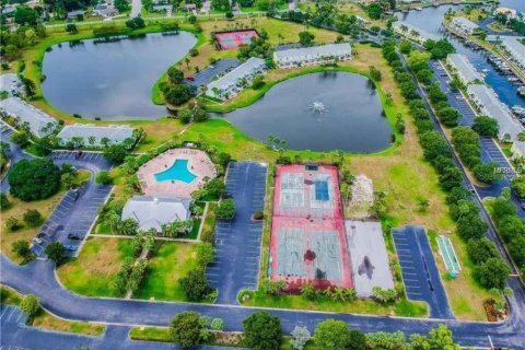 Condominio en alquiler en Saint Petersburg, Florida, 2 dormitorios, 94.57 m2 № 1918593 - foto 3