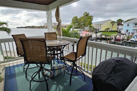 Condominio en alquiler en Saint Petersburg, Florida, 2 dormitorios, 94.57 m2 № 1918593 - foto 14