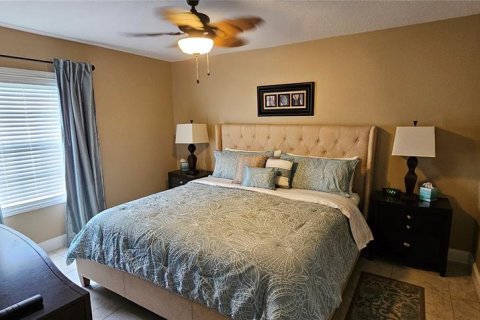 Condominio en alquiler en Saint Petersburg, Florida, 2 dormitorios, 94.57 m2 № 1918593 - foto 10