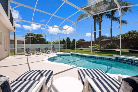 House in Kissimmee, Florida 4 bedrooms, 217.95 sq.m. № 1848116 - photo 4