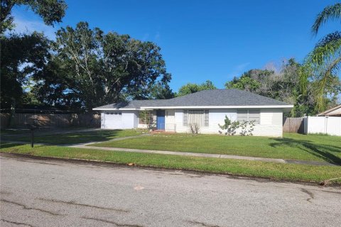 House in Bradenton, Florida 3 bedrooms, 123 sq.m. № 2395964