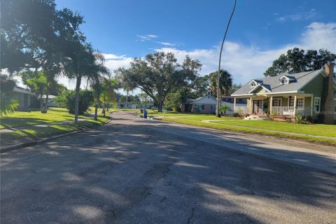 House in Bradenton, Florida 3 bedrooms, 123 sq.m. № 2395964 - photo 6