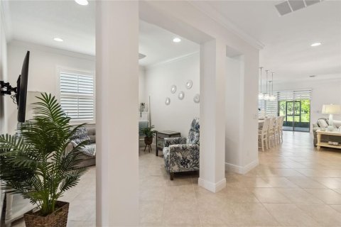 House in Saint Cloud, Florida 3 bedrooms, 218.78 sq.m. № 1670064 - photo 8