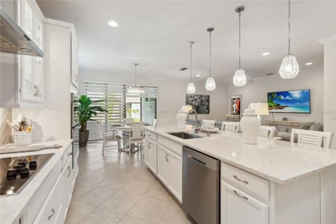 House in Saint Cloud, Florida 3 bedrooms, 218.78 sq.m. № 1670064 - photo 15